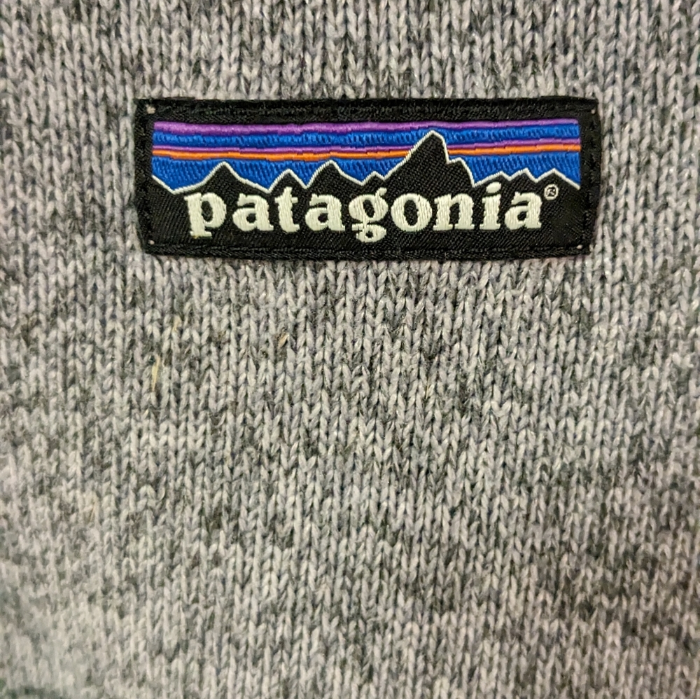 Patagonia Women's pullover Small